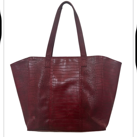 Women’s Vintage Neiman Marcus Red/Burgundy Faux Leather Crocodile Tote, large - Picture 2 of 9